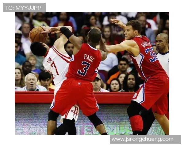 林书豪2012年火箭对阵快船豪取34分精彩表现回顾 林书豪2012年火箭对阵快船豪取34分精彩表现回顾