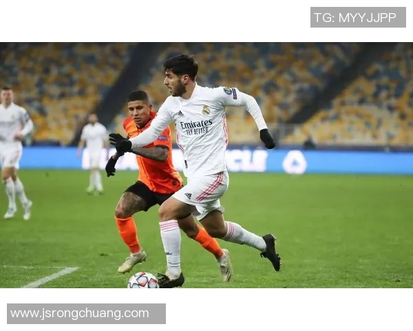 拉茨流浪者与哈茨精彩对决赛果揭晓引发球迷热议